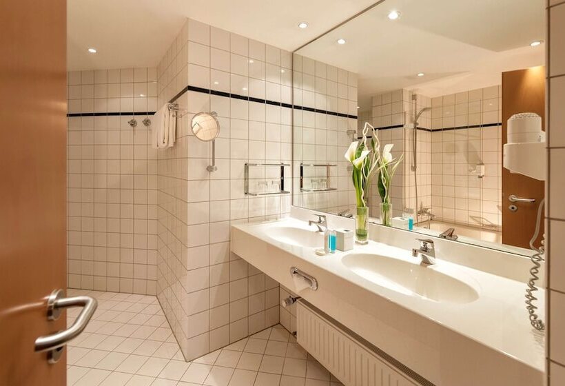Suíte Júnior, Dorint Kongresshotel Düsseldorf/neuss