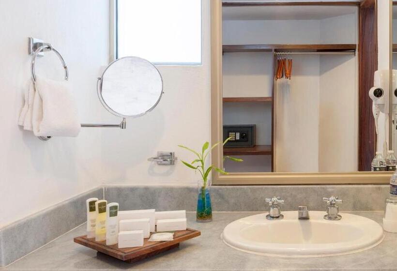 اتاق سوپریور با بالکن, Vamar Vallarta Marina & Beach Resort