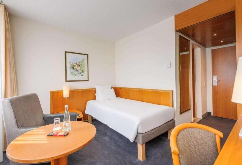 Номер Стандарт Индивидуальный, Novotel Freiburg Am Konzerthaus