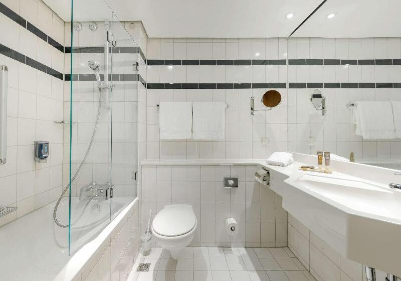 Номер Стандарт, Novotel Freiburg Am Konzerthaus