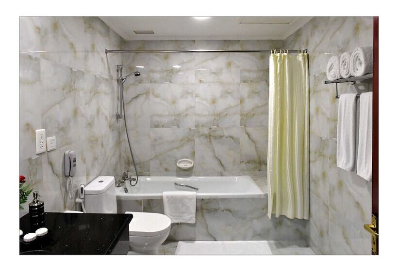 سوئیت مدیریتی 2 خوابه, Gulf Gate