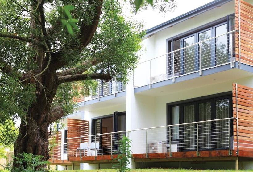 سوییت سوپریور, Knysna Hollow Country Estate