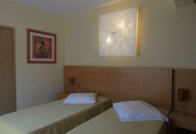 اتاق استاندارد, Flag Hotel Foya Branca