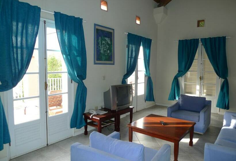 ویلای 3 خوابه, Flag Hotel Foya Branca
