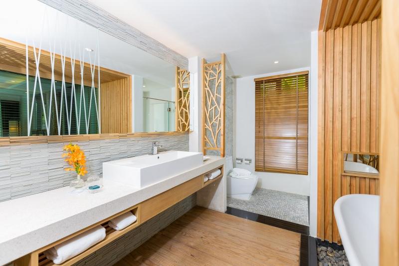 اتاق استاندارد با چشم‌انداز, Harbour Grand Kowloon