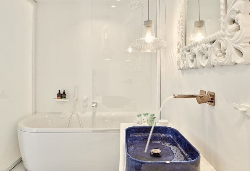 Номер Superior Вид на Море, Katikies Mykonos - The Leading Hotels Of The World