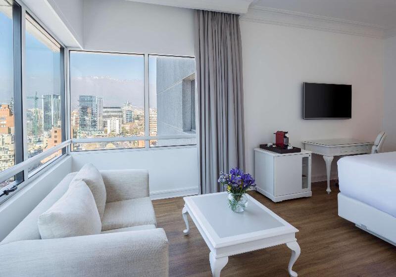 اتاق سوپریور با چشم‌انداز, NH Collection Plaza Santiago
