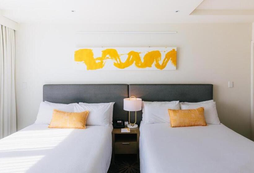 Номер Стандарт 2 Двуспальные Кровати, Voco Gold Coast, An Ihg