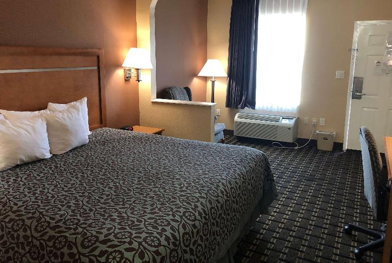 Люкс Кровать Кинг, Days Inn By Wyndham Columbus