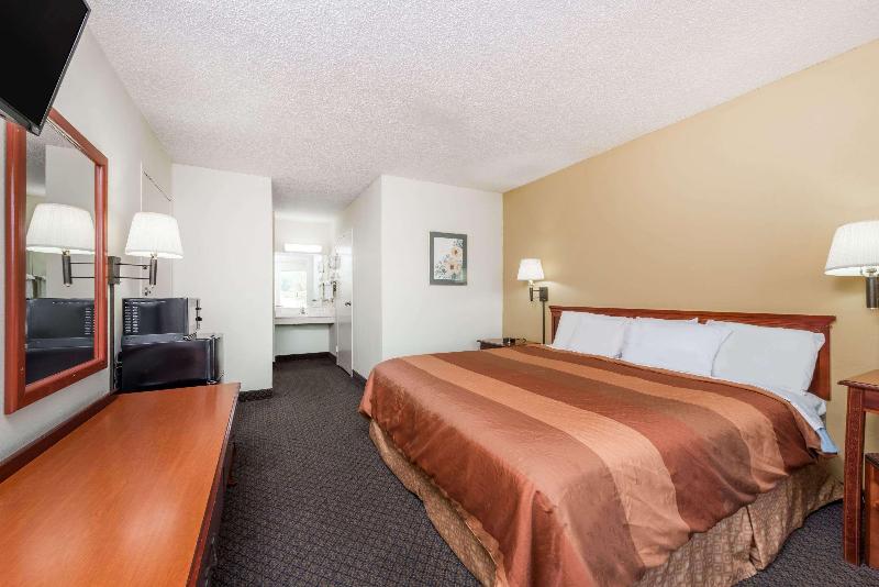 Стандартный Номер Кровать Кинг, Days Inn By Wyndham Fort Payne