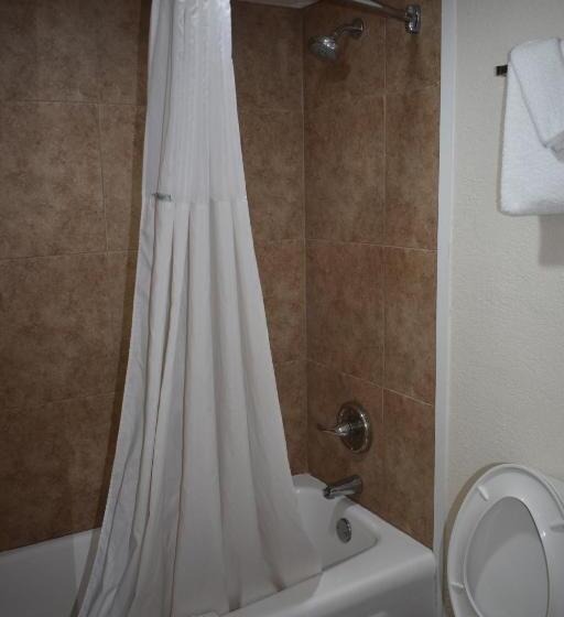 חדר סטנדרט עם מיטת קינג, Days Inn By Wyndham Wildwood I75