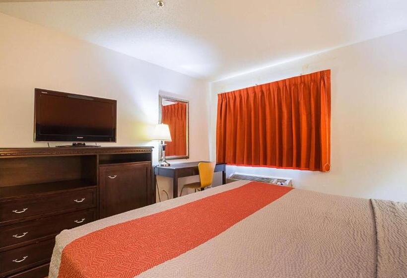 Стандартный Номер Кровать Кинг, Motel 6 Waterloo, Ia   Crossroads Mall   Cedar Falls