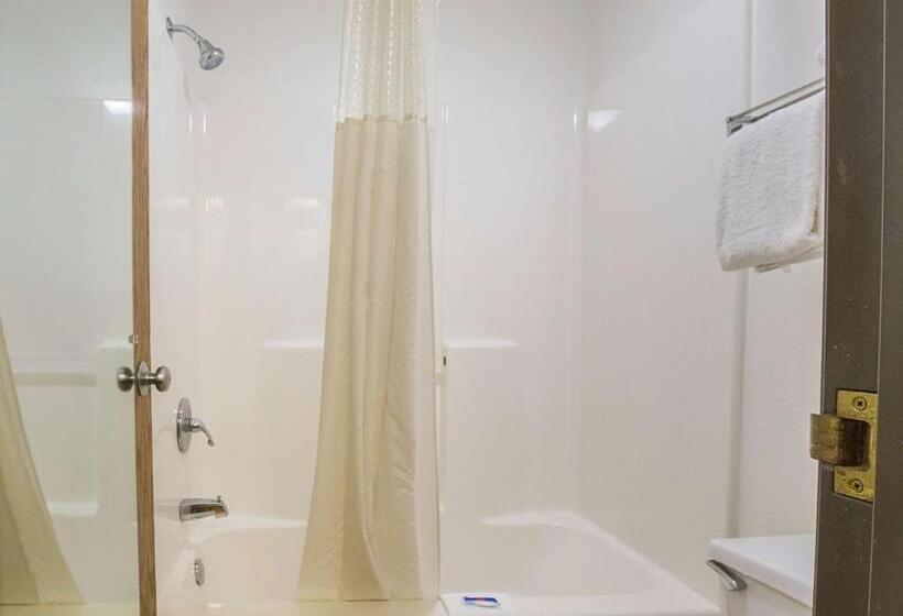 Люкс Кровать Кинг, Motel 6 Waterloo, Ia   Crossroads Mall   Cedar Falls