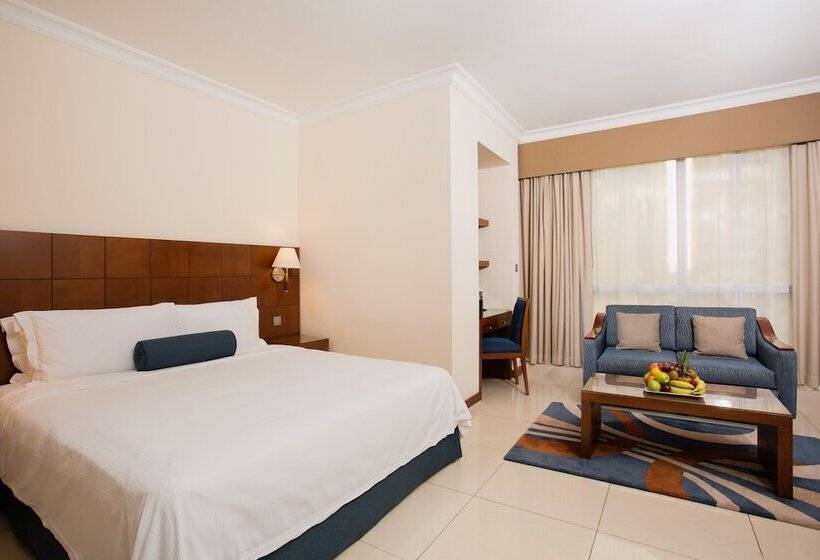 Люкс Кровать Кинг, Al Rawda Arjaan By Rotana, Abu Dhabi