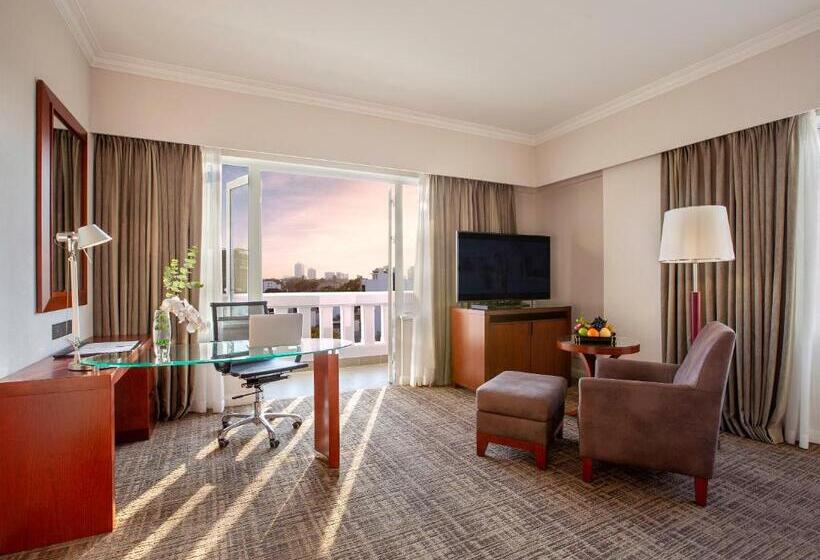 اتاق استاندارد با تخت بزرگ, Equatorial Ho Chi Minh City
