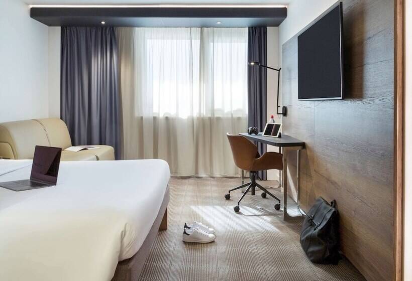 Номер Superior, Novotel Lausanne Bussigny