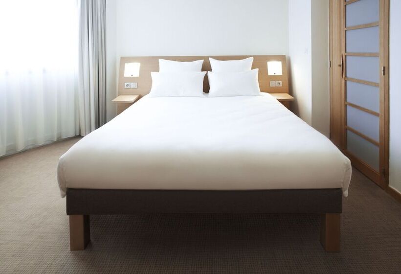 Номер Executive, Novotel Lausanne Bussigny