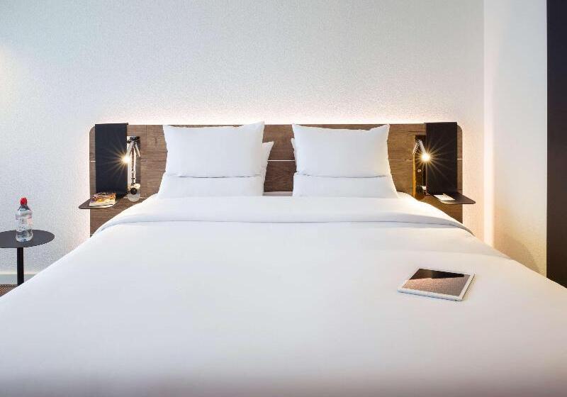 Номер Superior, Novotel Lausanne Bussigny
