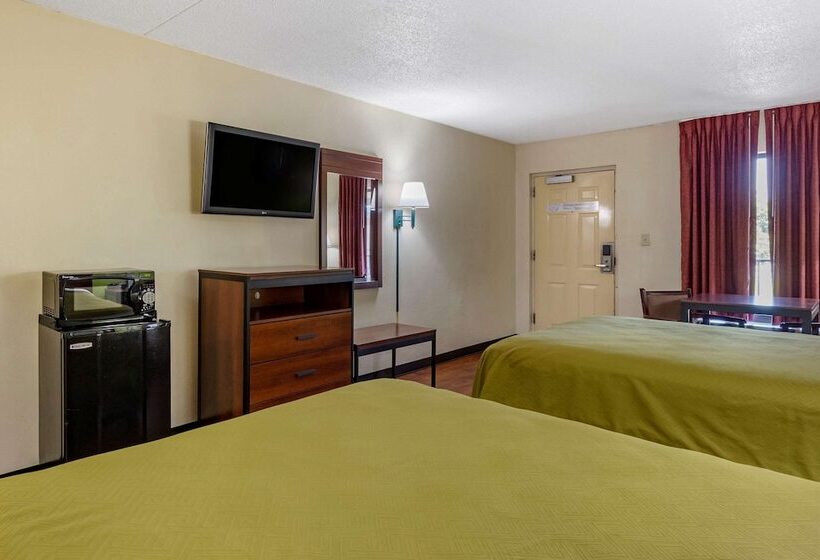 Номер Стандарт 2 Двуспальные Кровати, Econo Lodge