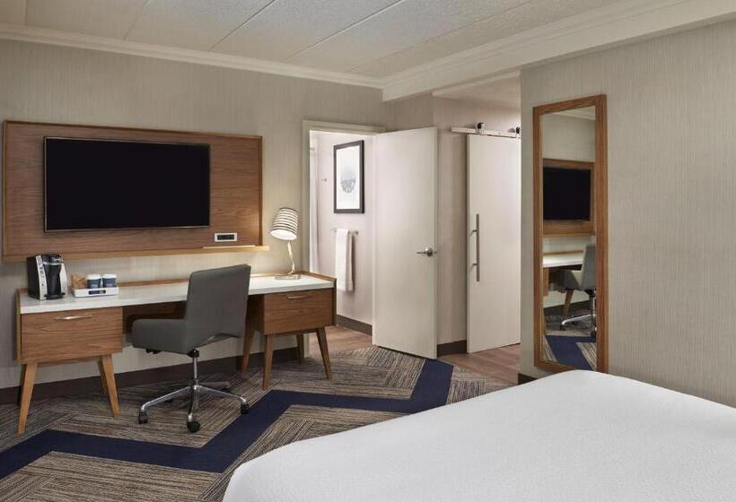スタンダードシティビュールーム, Four Points By Sheraton Windsor Downtown