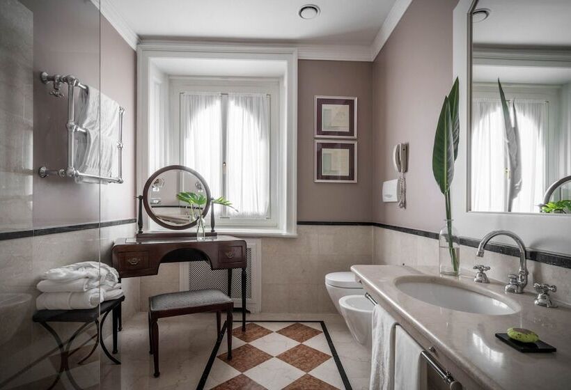 سوییت جونیور, Grand Hotel Et De Milan   The Leading Hotels Of The World