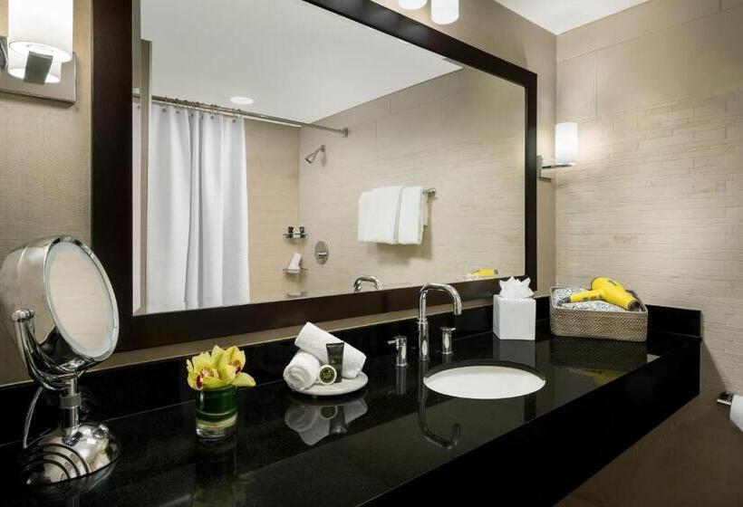 Стандартный Номер Кровать Кинг, Hyatt Centric Arlington