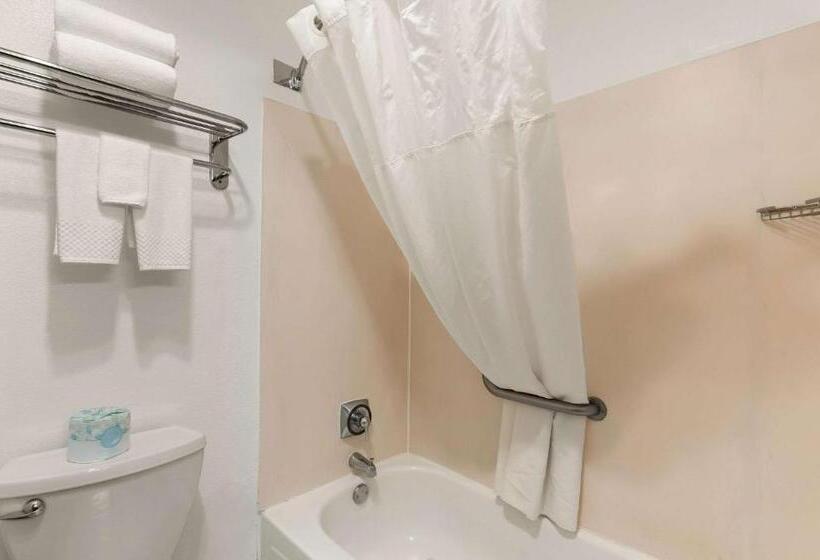 Номер Стандарт, Quality Inn Cheyenne I25 South
