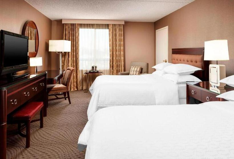 Номер Клуб, Sheraton Great Valley