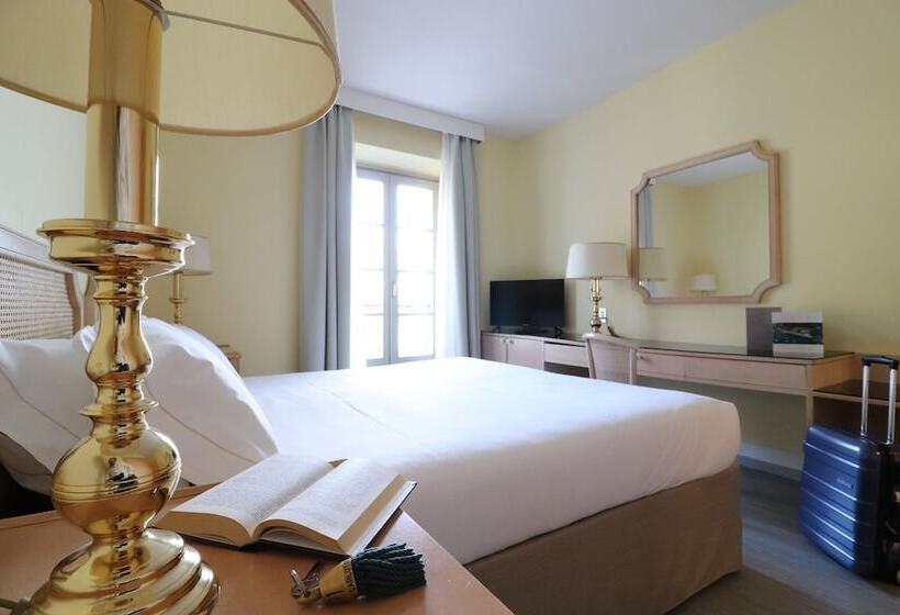 Семейный Номер, Shg Hotel Villa Carlotta