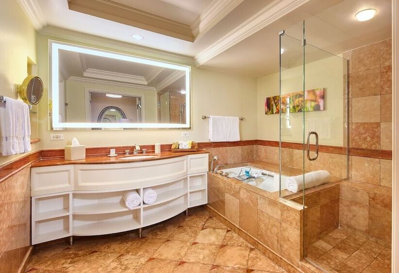 Номер Клуб, Grand Wailea Maui, A Waldorf Astoria Resort
