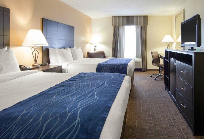带2个双人床的标准工作室, Comfort Inn Oak Ridge  Knoxville