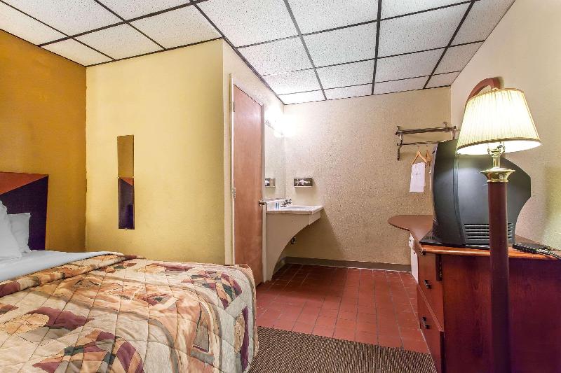 Номер Стандарт, Rodeway Inn North