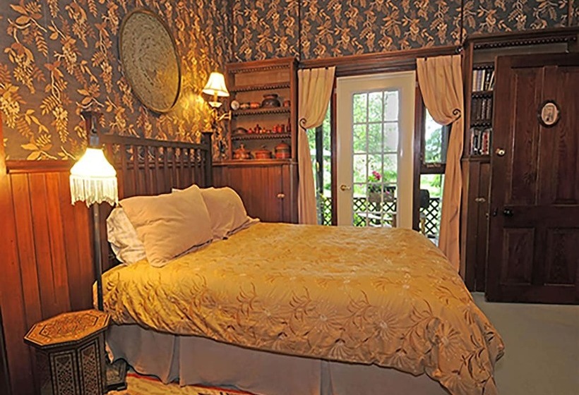 Люкс Повышенной Комфортности, Wedgwood Manor And Glamping Retreat