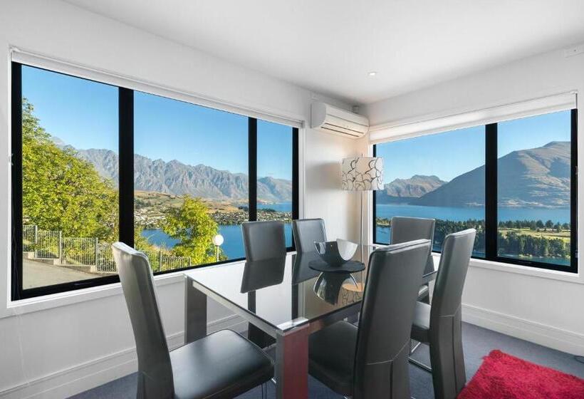 Апартаменты 1 Спальня, Amity Serviced Apartments