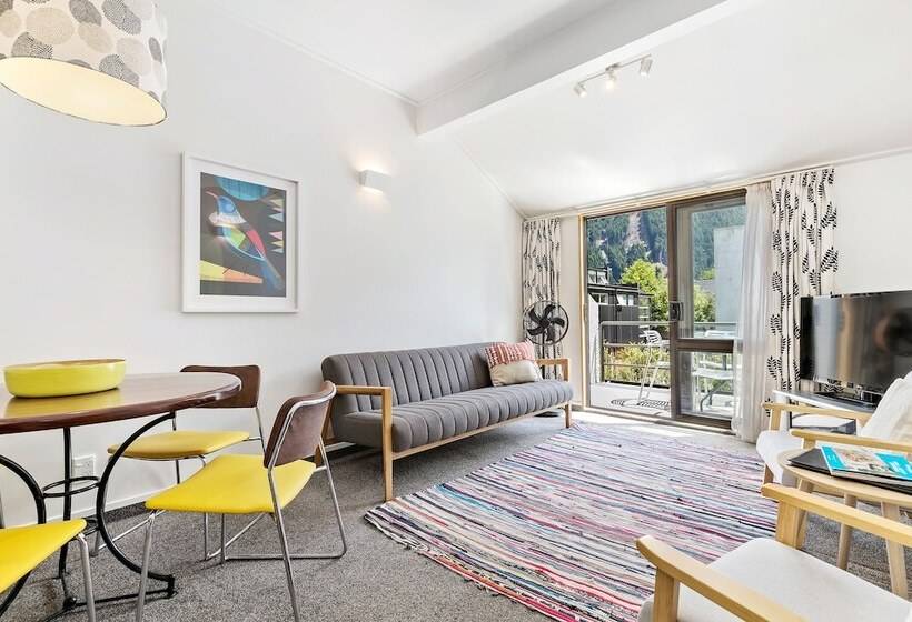 Семейные Апартаменты 3 Спальни, Amity Serviced Apartments
