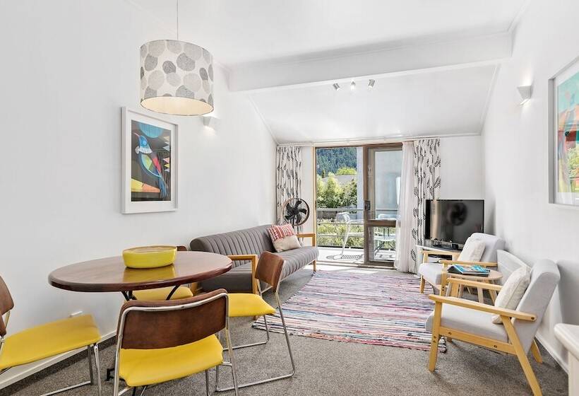 Семейные Апартаменты 3 Спальни, Amity Serviced Apartments