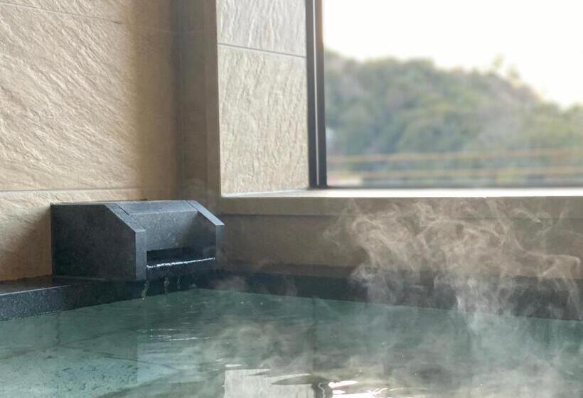 스위트 킹사이즈 침대, Arima Onsen Takayamaso Hanano
