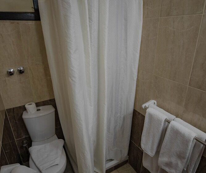 اتاق استاندارد یک نفره, Sand Beach Resort