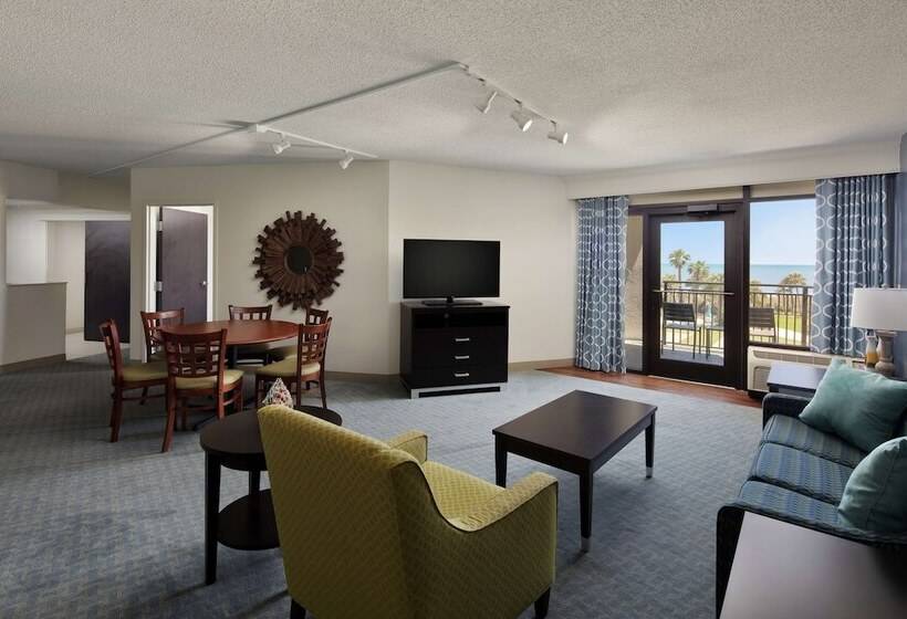 Mozgáskorlátozott Suite, Doubletree Resort By Hilton Myrtle Beach Oceanfront