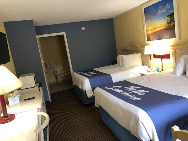 身障者適用クイーンサイズベッドルーム, Days Inn By Wyndham Spartanburg Waccamaw