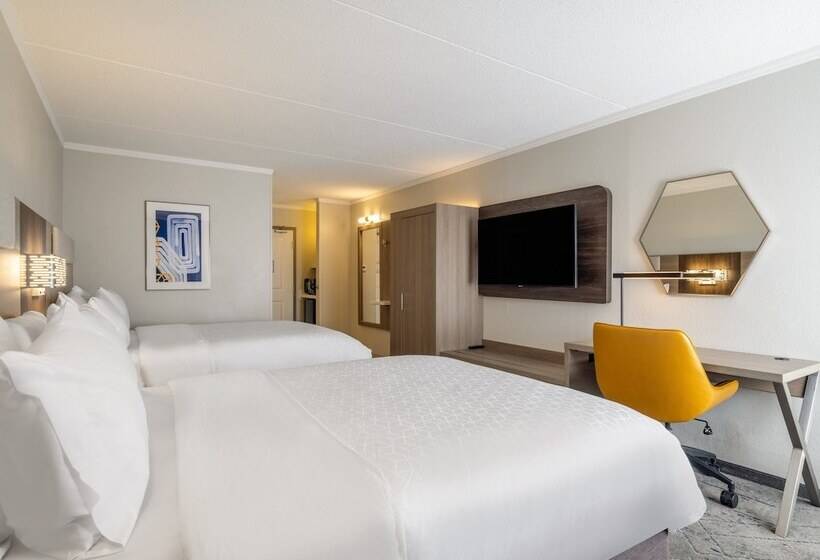 Номер Стандарт 2 Двуспальные Кровати, Holiday Inn Express & Suites Greensboro   I 40 Atwendover, An Ihg