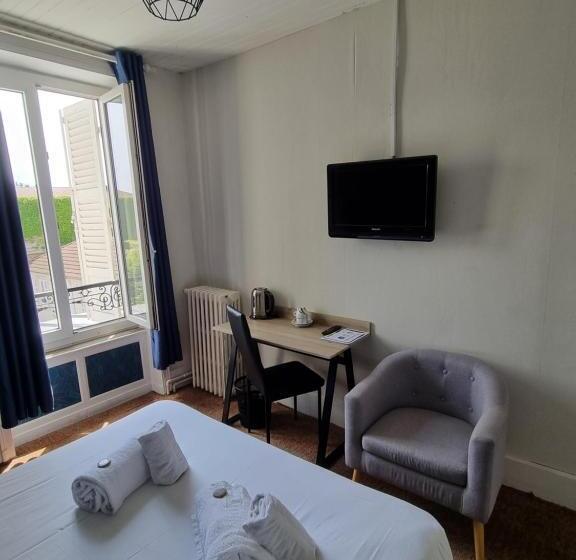 اتاق استاندارد یک نفره, Hôtel & Restaurant Le Patio Vichy