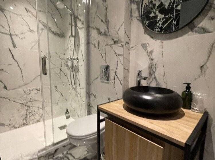 Трехместный Номер Superior, Urban Jungle Hôtel Orleans