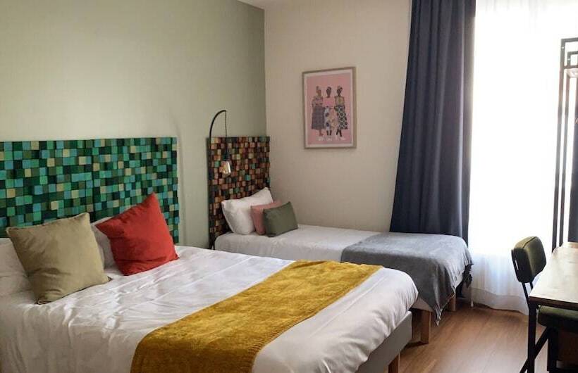 Трехместный Номер Superior, Urban Jungle Hôtel Orleans