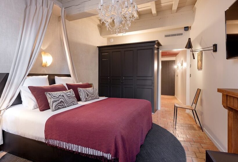 سوییت سوپریور, Mihotel Tour Rose