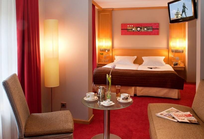 Семейный Номер, Hôtel Le Rapp