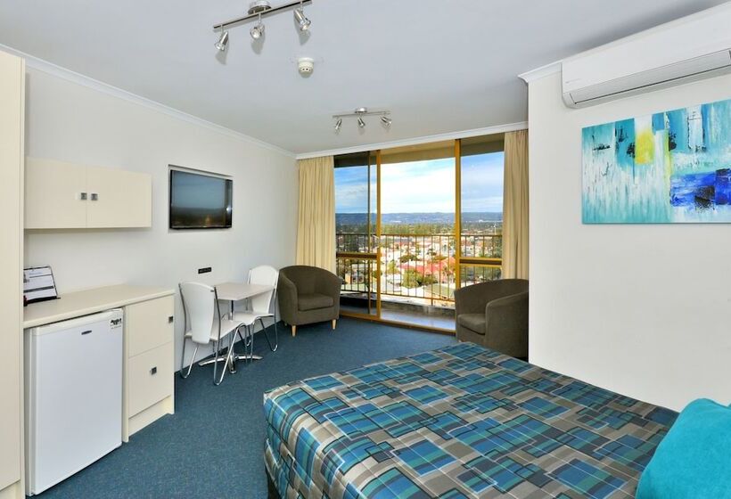 اتاق استاندارد با بالکن, Atlantic Tower Motor Inn