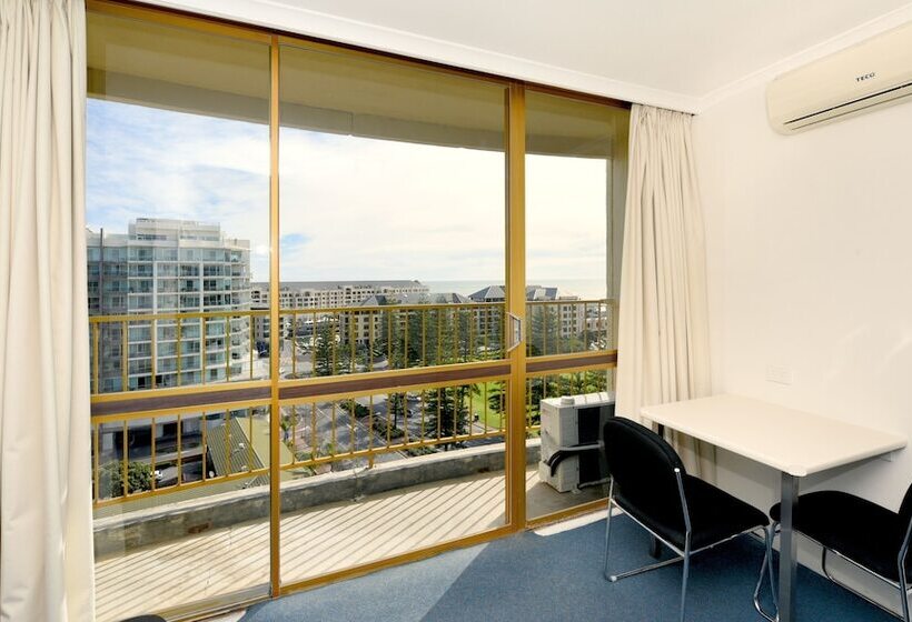 اتاق استاندارد برای معلولان, Atlantic Tower Motor Inn