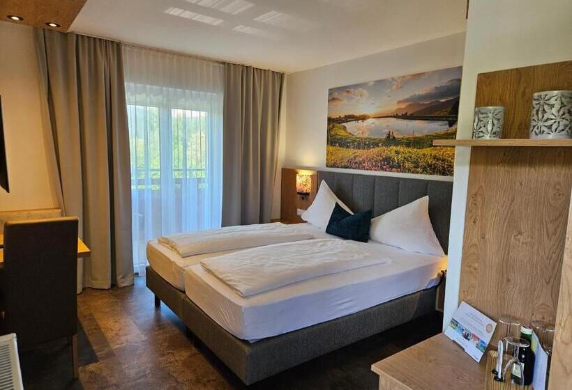 Семейный Номер, Dei Hotel Schönblick
