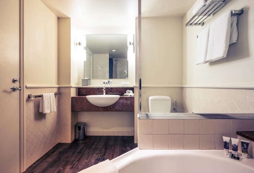스탠다드 룸 더블 침대, Mercure Gold Coast Resort